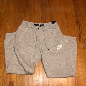 heather grey Nike joggers